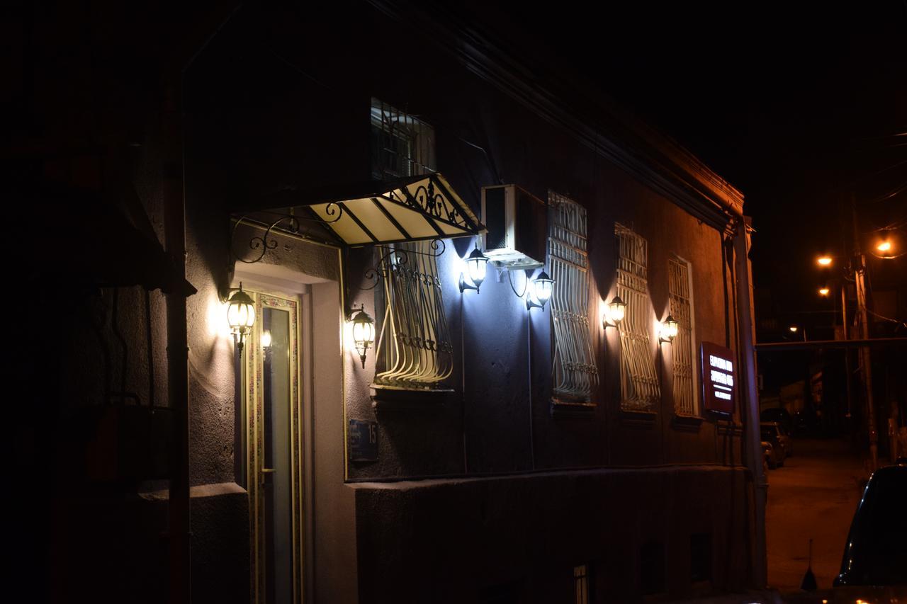 Euphoria Inn ティビリシ エクステリア 写真